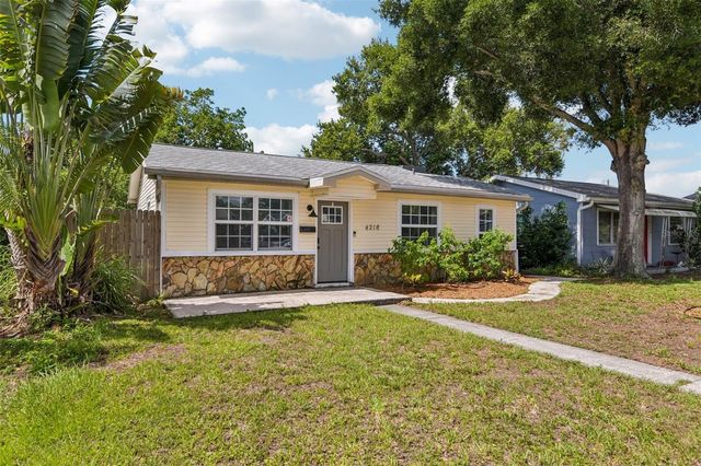 4218 6TH AVENUE N, St Petersburg, FL 33713