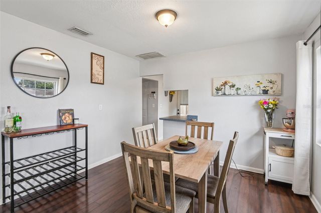 4218 6TH AVENUE N, St Petersburg, FL 33713