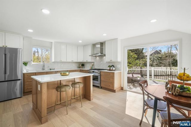 183 Wyckoff Avenue, Wyckoff, NJ 07481