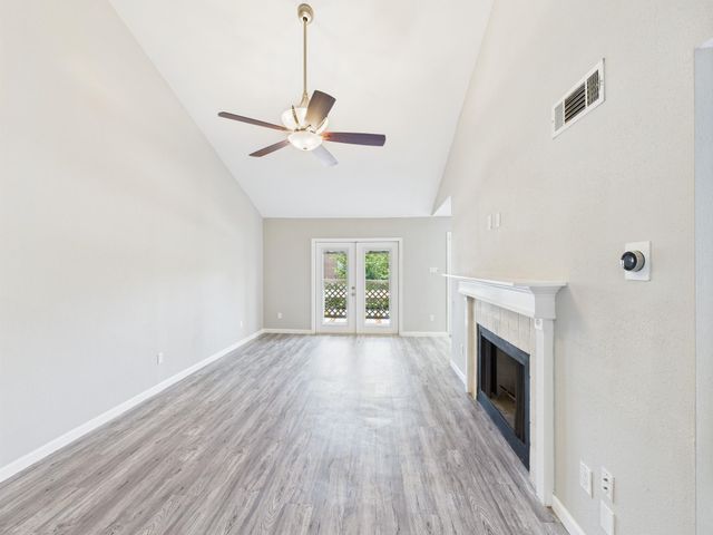 8055 Cambridge Street 26, Houston, TX 77054