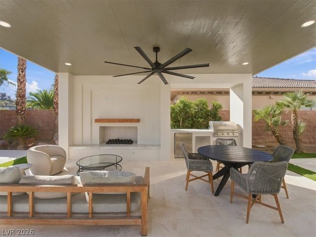 1405 Foothills Village Drive, Henderson, NV 89012