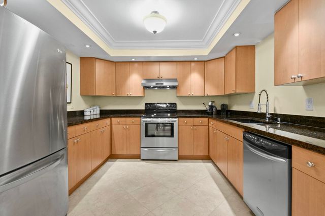 3460 S Ocean Boulevard 2090, Palm Beach, FL 33480