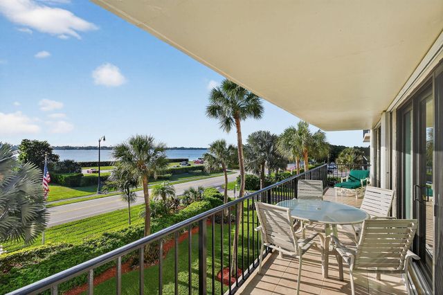 3460 S Ocean Boulevard 2090, Palm Beach, FL 33480