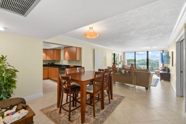 3460 S Ocean Boulevard 2090, Palm Beach, FL 33480