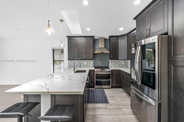 1601 Eastlake Way, Weston, FL 33326