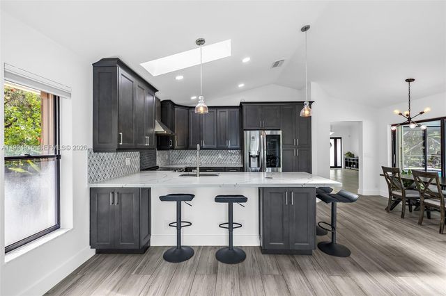 1601 Eastlake Way, Weston, FL 33326