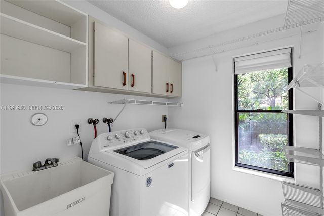 1601 Eastlake Way, Weston, FL 33326