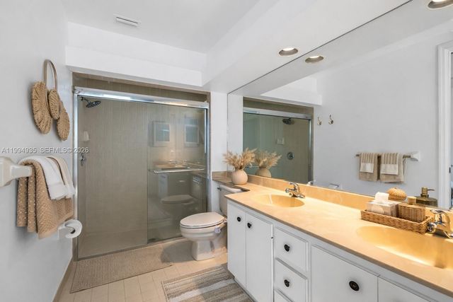 1601 Eastlake Way, Weston, FL 33326