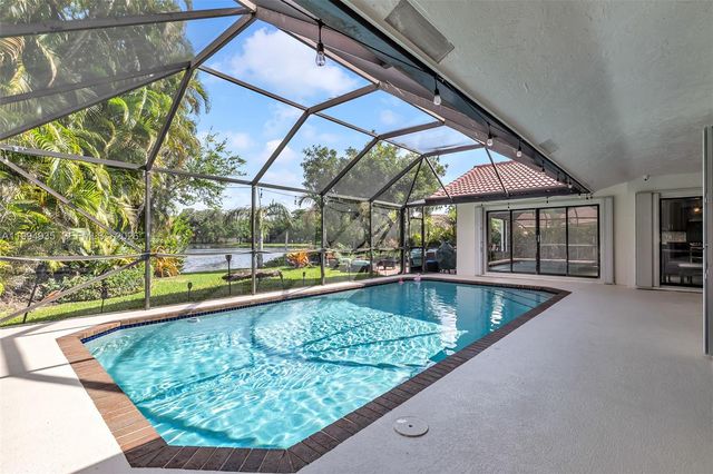 1601 Eastlake Way, Weston, FL 33326