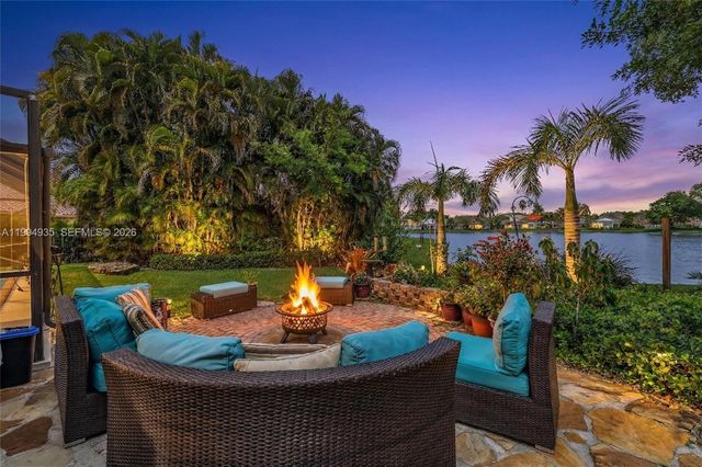 1601 Eastlake Way, Weston, FL 33326