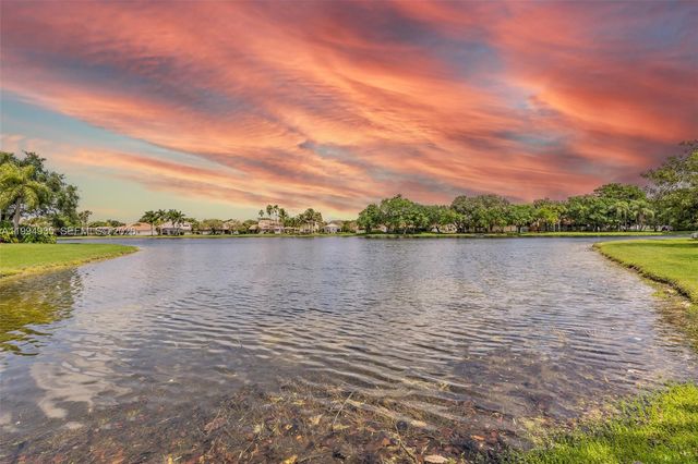 1601 Eastlake Way, Weston, FL 33326