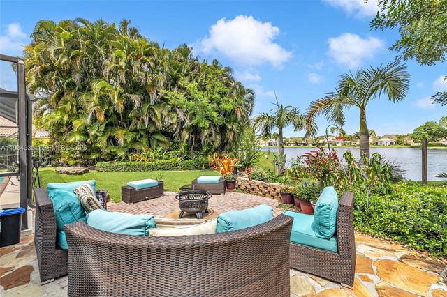 1601 Eastlake Way, Weston, FL 33326