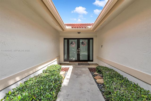 1601 Eastlake Way, Weston, FL 33326