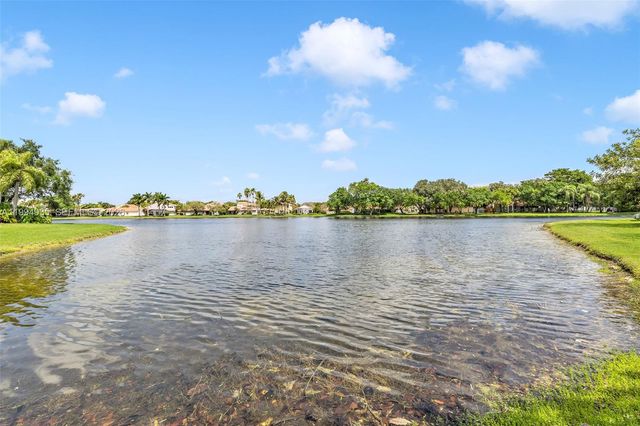 1601 Eastlake Way, Weston, FL 33326