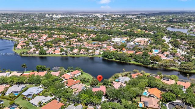 1601 Eastlake Way, Weston, FL 33326