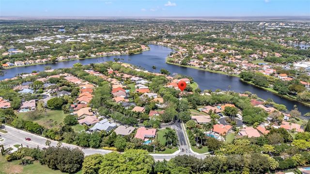 1601 Eastlake Way, Weston, FL 33326