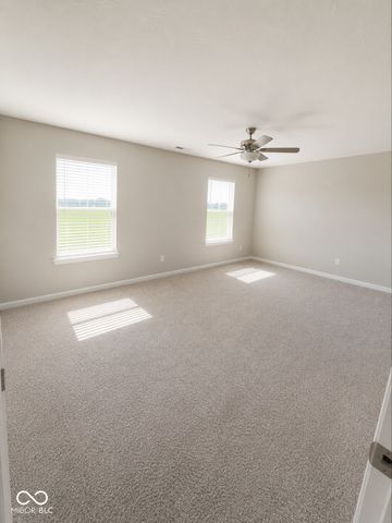 6297 N Woodhaven Drive, Mccordsville, IN 46055