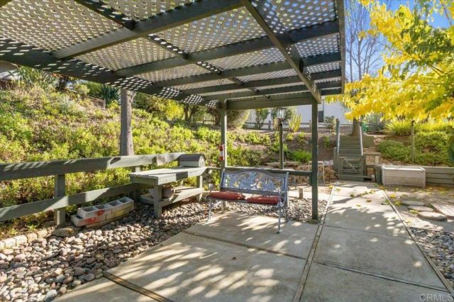 18218 Paradise Mountain SPC 206, Valley Center, CA 92082