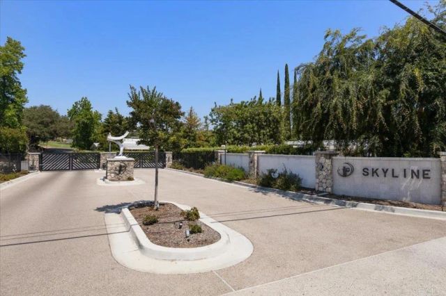 18218 Paradise Mountain SPC 206, Valley Center, CA 92082