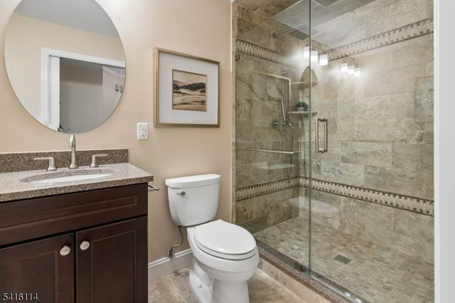 62 Mackenzie Ln N, Denville Twp., NJ 07834