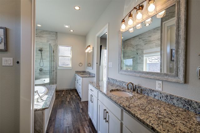 133 Sunset Bay Pointe Court, Chico, TX 76431