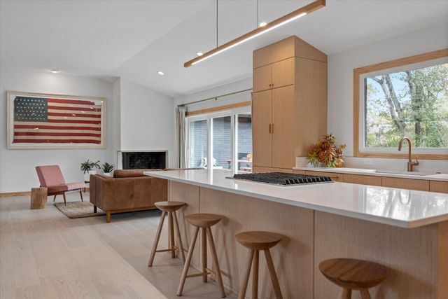 1900 Rosewood Valley Dr, Brentwood, TN 37027