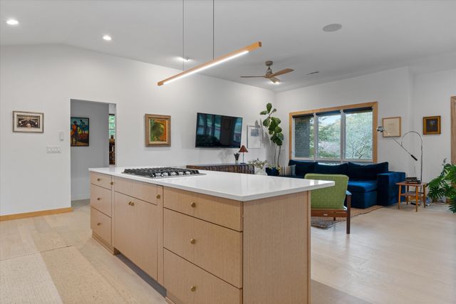 1900 Rosewood Valley Dr, Brentwood, TN 37027