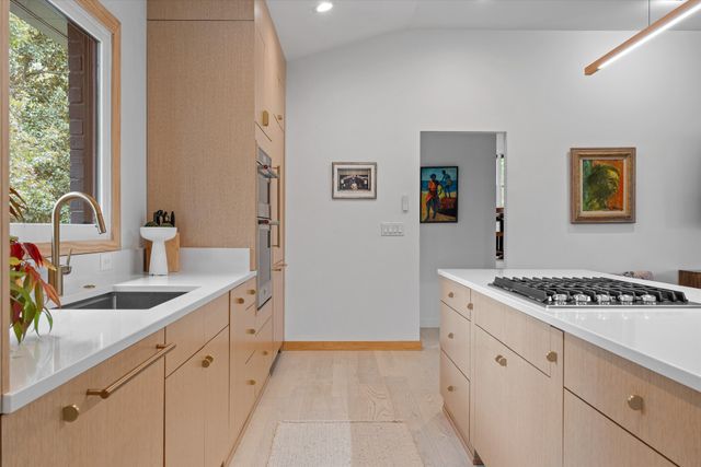 1900 Rosewood Valley Dr, Brentwood, TN 37027