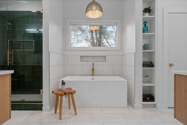 1900 Rosewood Valley Dr, Brentwood, TN 37027