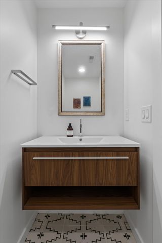 1900 Rosewood Valley Dr, Brentwood, TN 37027