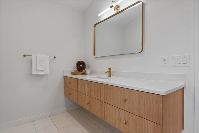 1900 Rosewood Valley Dr, Brentwood, TN 37027