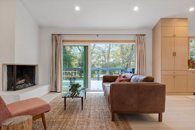 1900 Rosewood Valley Dr, Brentwood, TN 37027