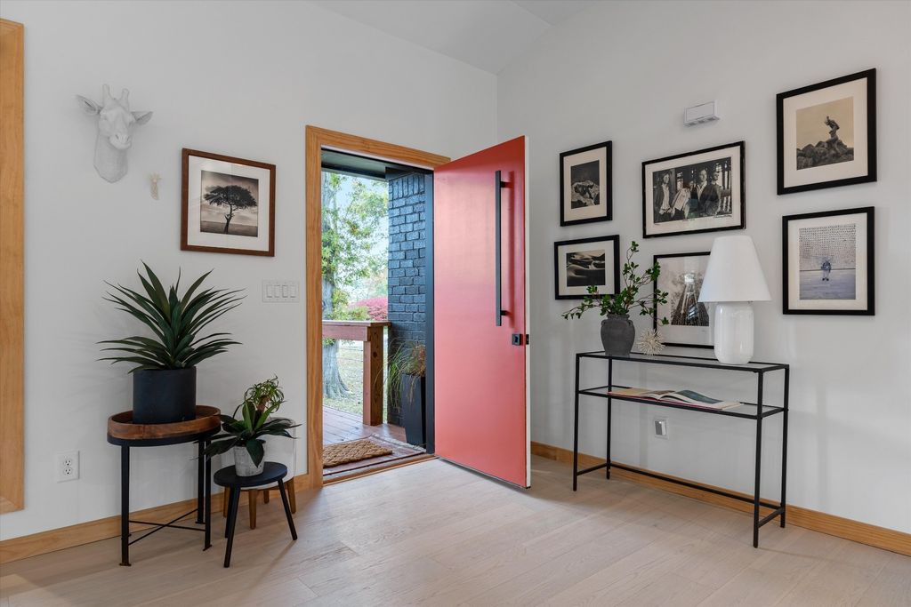 1900 Rosewood Valley Dr, Brentwood, TN 37027