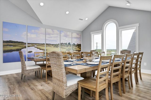 4254 Island Drive, N Topsail Beach, NC 28460