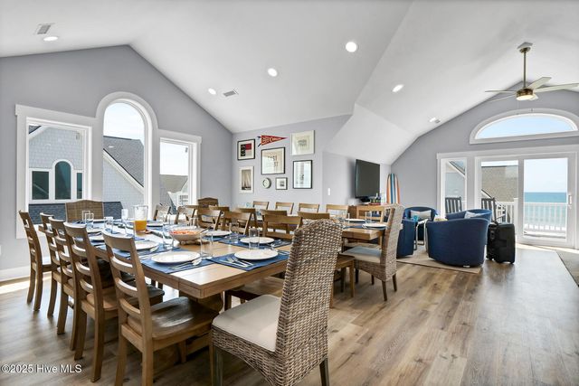 4254 Island Drive, N Topsail Beach, NC 28460