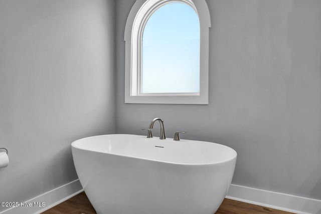 4254 Island Drive, N Topsail Beach, NC 28460