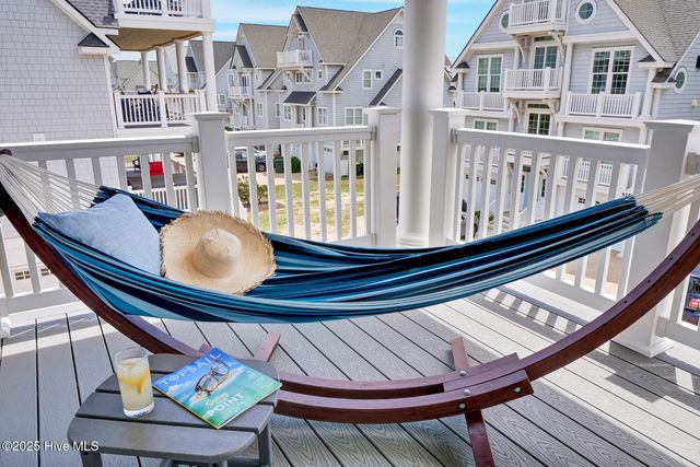 4254 Island Drive, N Topsail Beach, NC 28460