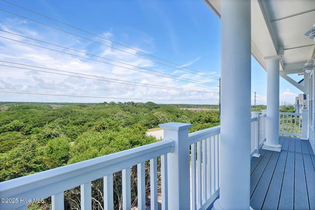 4254 Island Drive, N Topsail Beach, NC 28460