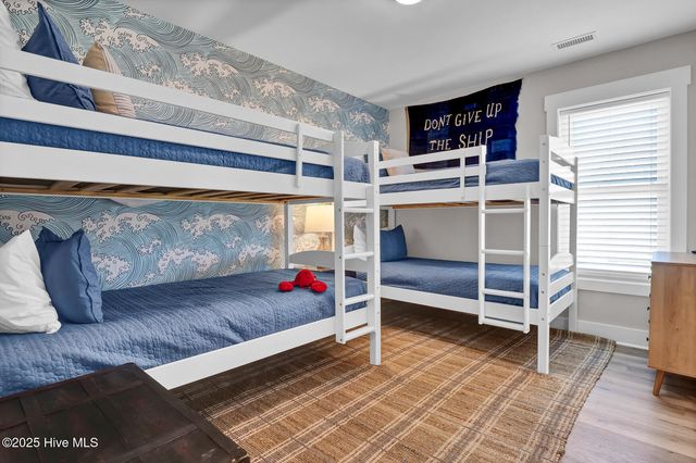 4254 Island Drive, N Topsail Beach, NC 28460