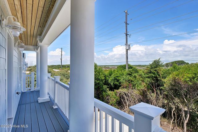 4254 Island Drive, N Topsail Beach, NC 28460
