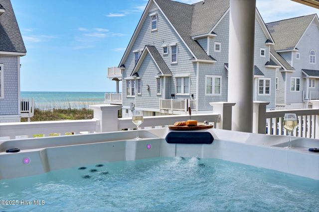 4254 Island Drive, N Topsail Beach, NC 28460