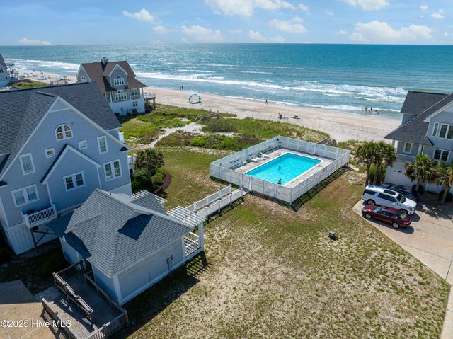 4254 Island Drive, N Topsail Beach, NC 28460