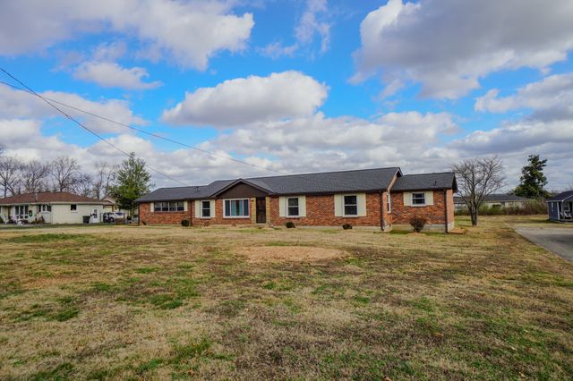 189 Clearview Cir, Hendersonville, TN 37075