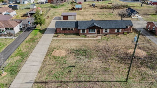 189 Clearview Cir, Hendersonville, TN 37075