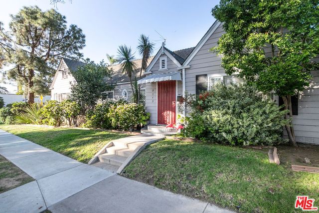 500 N Windsor Boulevard, Los Angeles, CA 90004