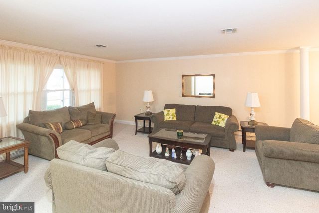 51 SHERWOOD PL, Southampton, NJ 08088