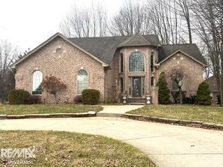 68135 Lake Angela Drive, Richmond, MI 48062