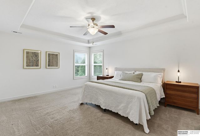 7615 Ponderosa Drive, Papillion, NE 68046