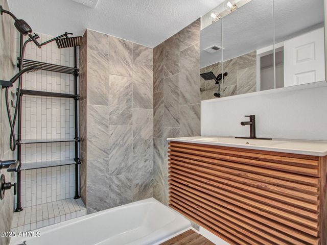 3501 N 64TH Street 18, Scottsdale, AZ 85251