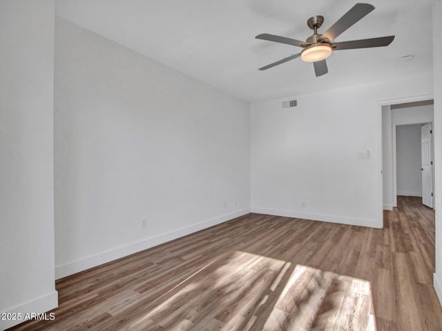 3501 N 64TH Street 18, Scottsdale, AZ 85251